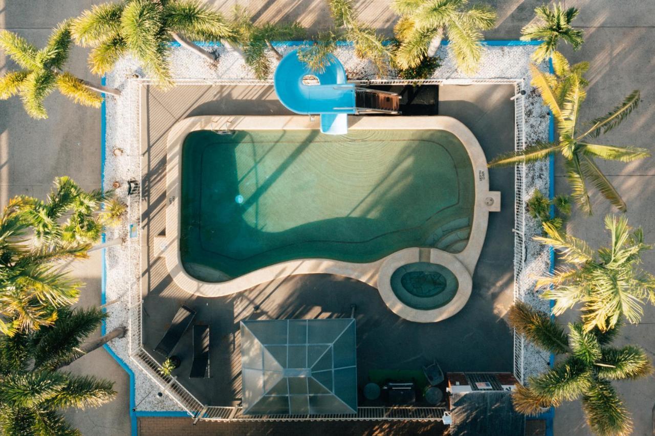Billabong Lodge Motel Townsville Bagian luar foto