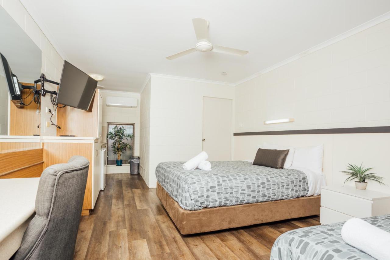 Billabong Lodge Motel Townsville Bagian luar foto