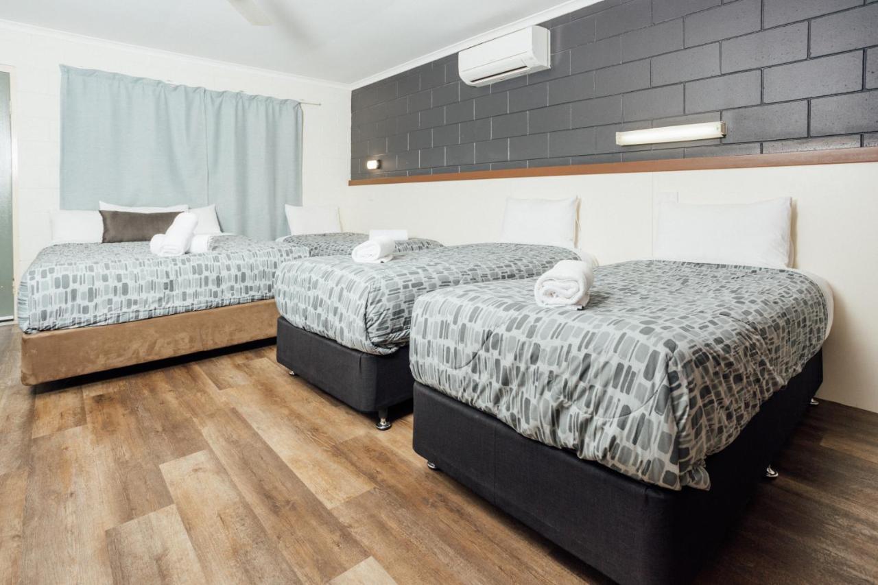 Billabong Lodge Motel Townsville Bagian luar foto