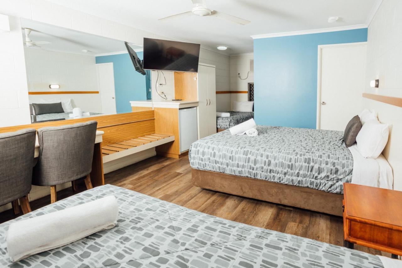 Billabong Lodge Motel Townsville Bagian luar foto