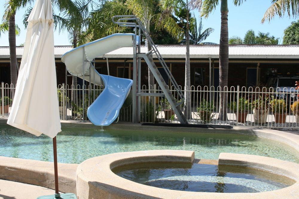 Billabong Lodge Motel Townsville Bagian luar foto
