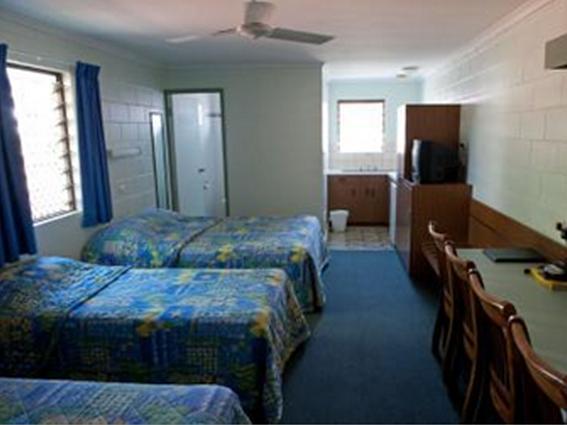 Billabong Lodge Motel Townsville Bagian luar foto