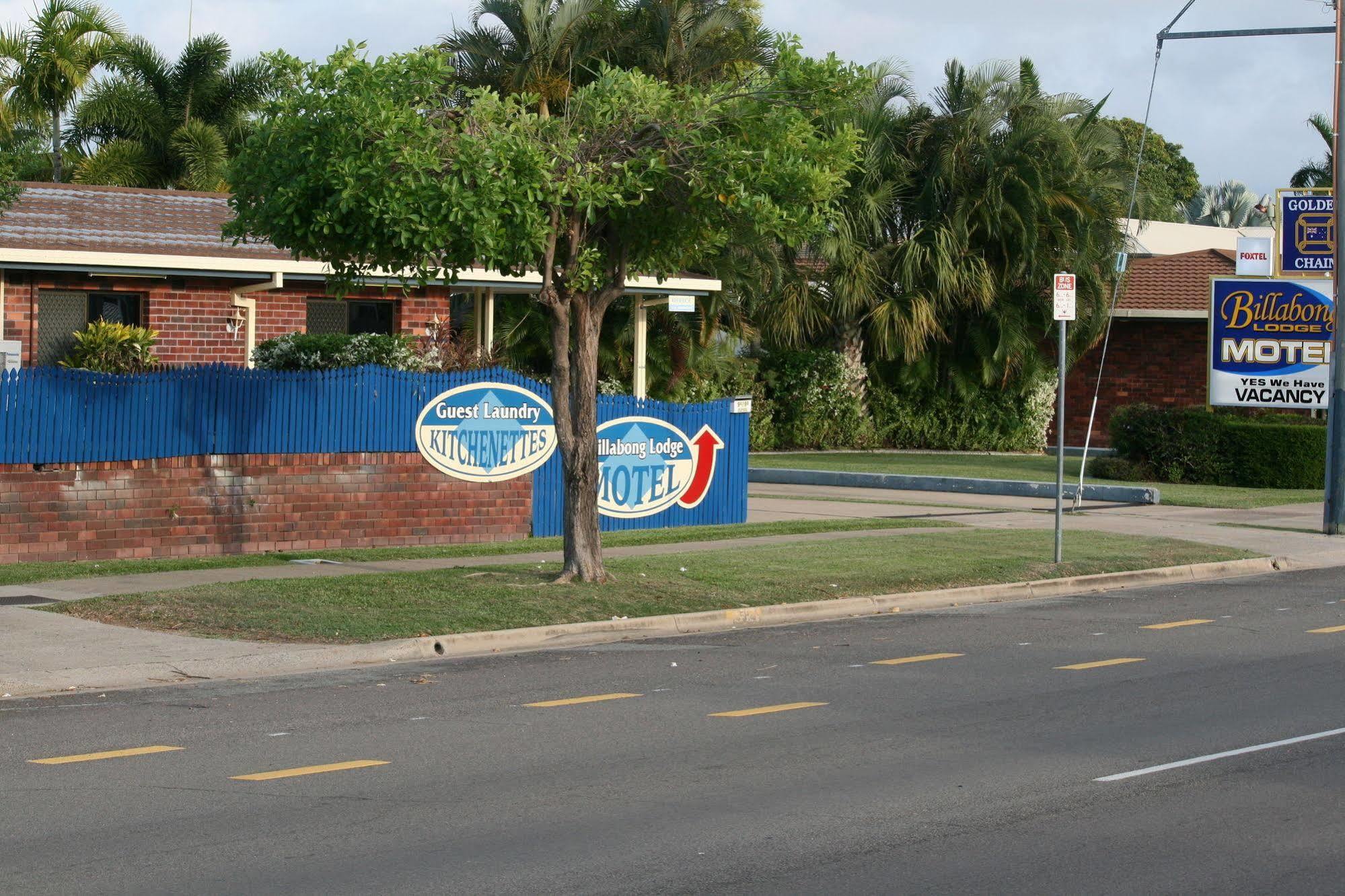 Billabong Lodge Motel Townsville Bagian luar foto